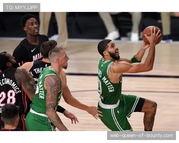 圣母大学险胜罗格斯，伯顿21分6篮板5助攻率队过关